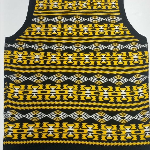 NFL Steelers Black and Yellow Vest Men’s XL FOOTBALL NFL PITTSBURGH - Picture 11 of 12